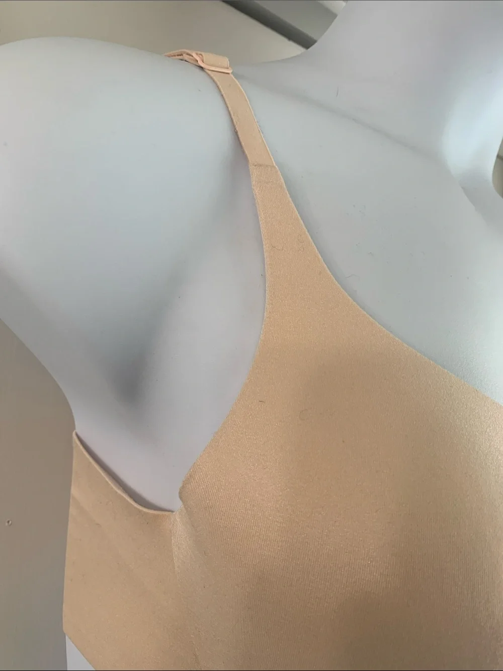 Victoria's Secret Light Pink Flex Factor Lightly Lined Plunge Demi Bra 36D